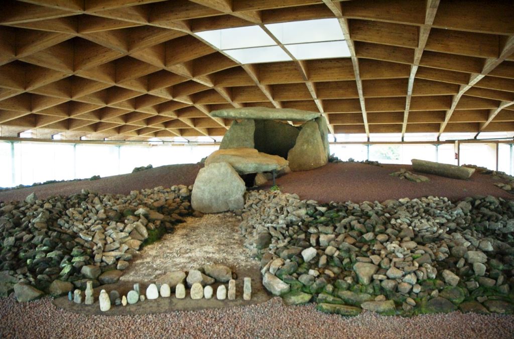 6-dolmen